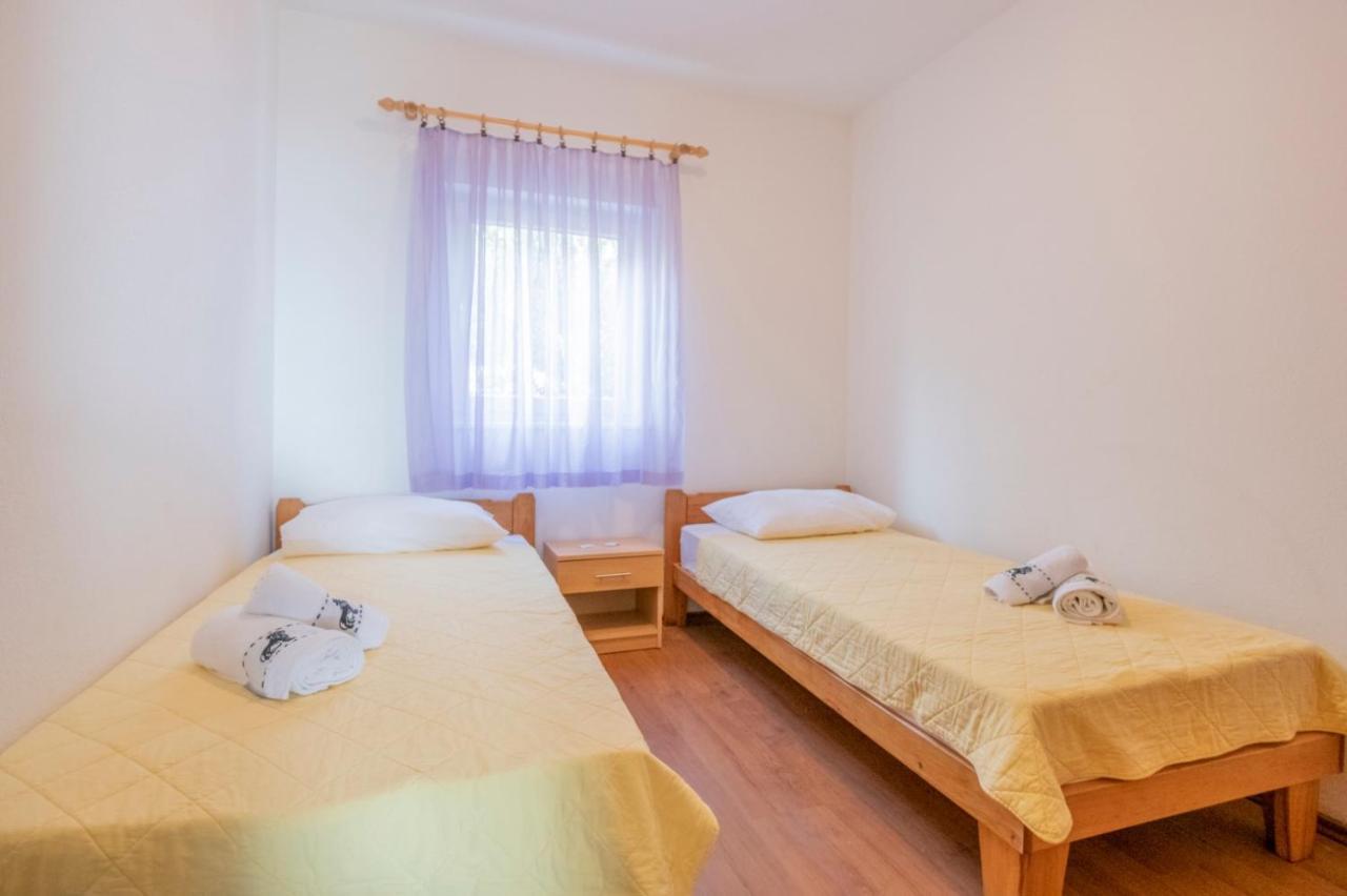 Apartments Zdravka لوكفا روجوزنيكا المظهر الخارجي الصورة