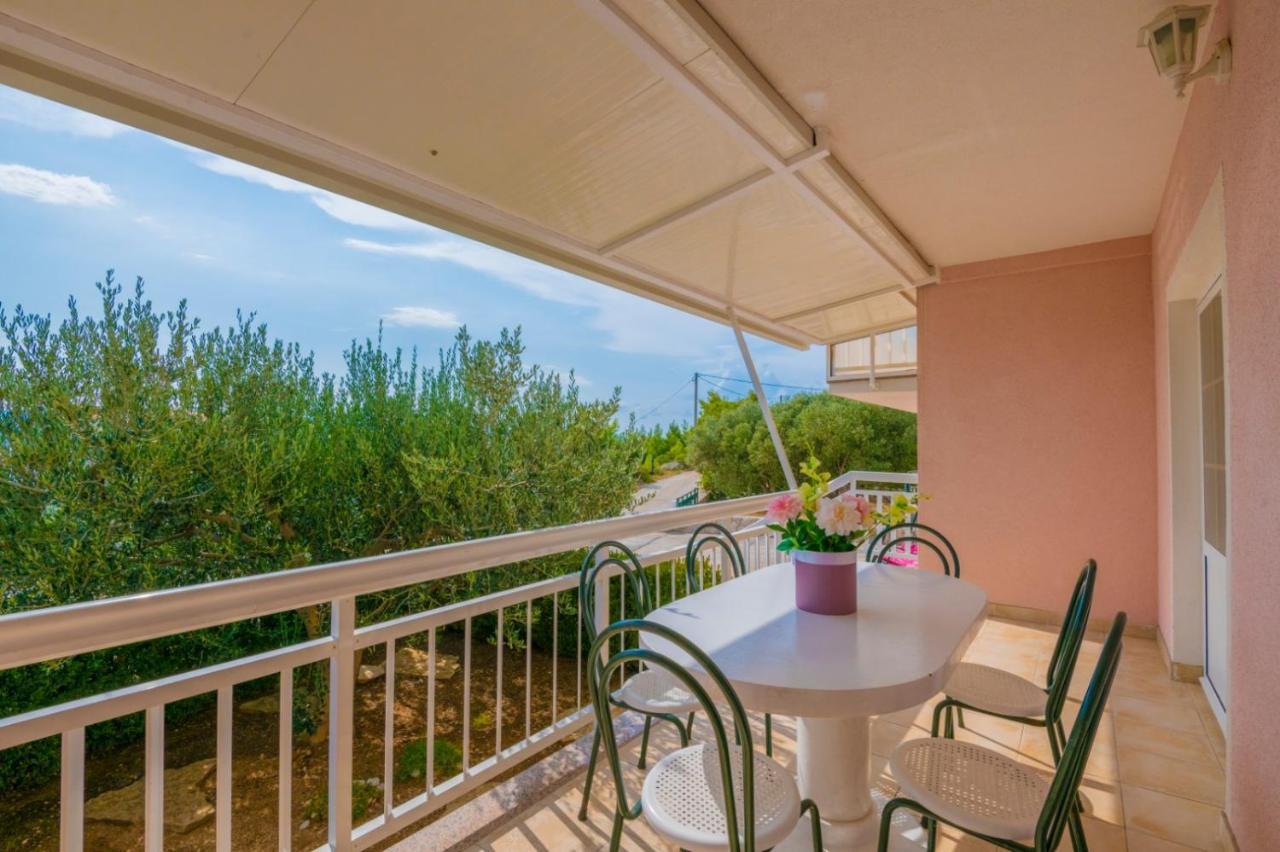 Apartments Zdravka لوكفا روجوزنيكا المظهر الخارجي الصورة