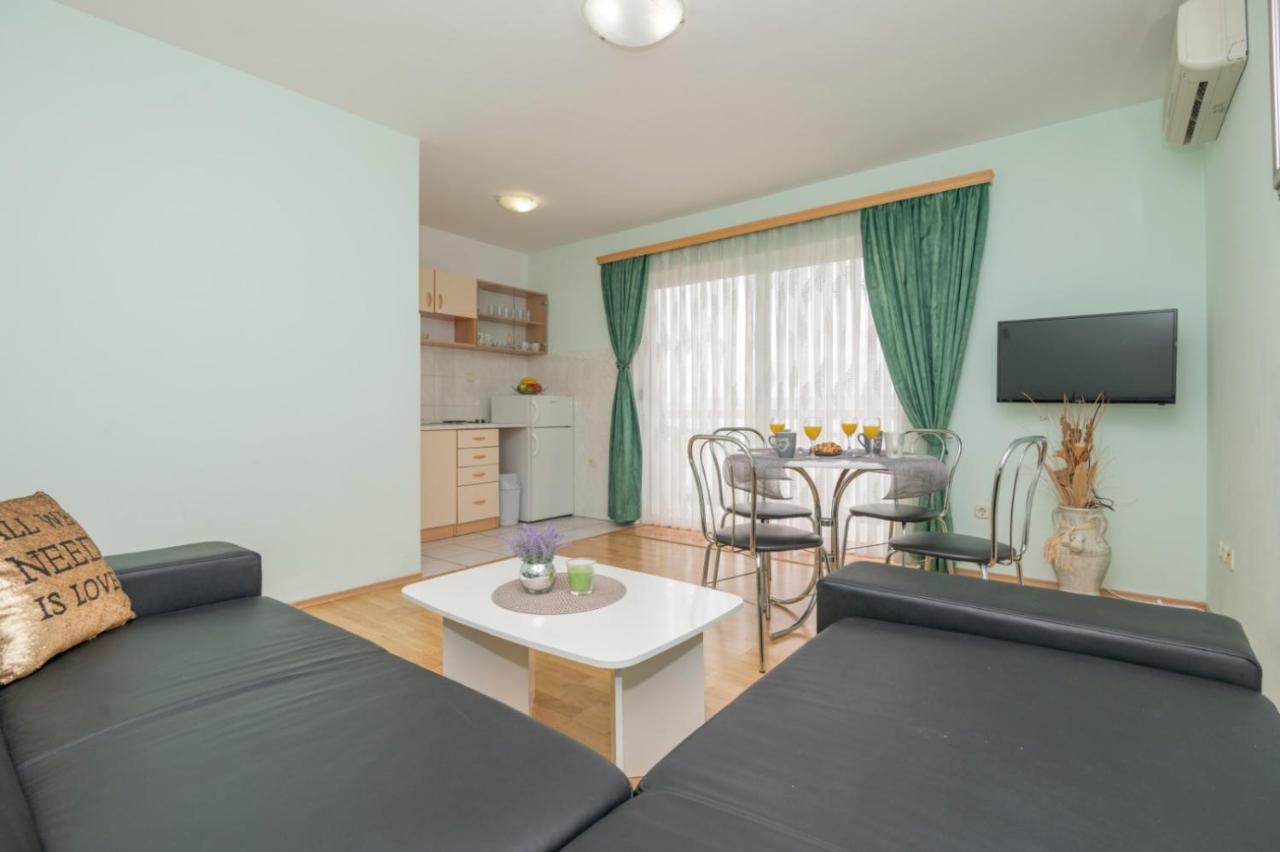 Apartments Zdravka لوكفا روجوزنيكا المظهر الخارجي الصورة