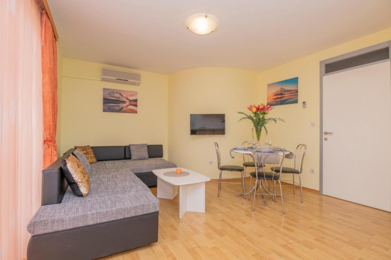 Apartments Zdravka لوكفا روجوزنيكا المظهر الخارجي الصورة