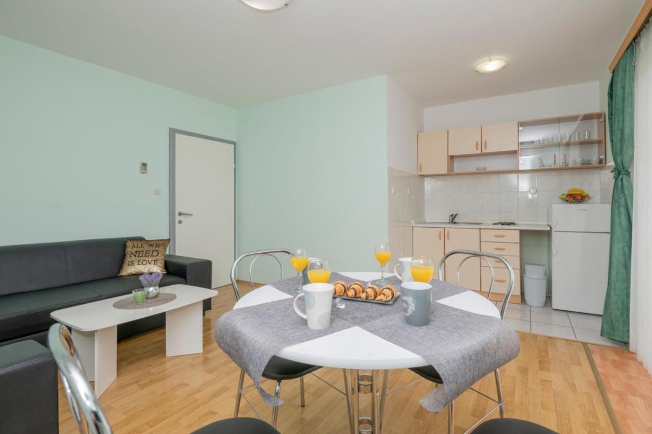 Apartments Zdravka لوكفا روجوزنيكا المظهر الخارجي الصورة